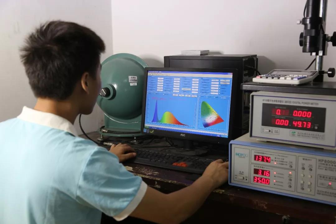 愚人節，我承認我們輸了