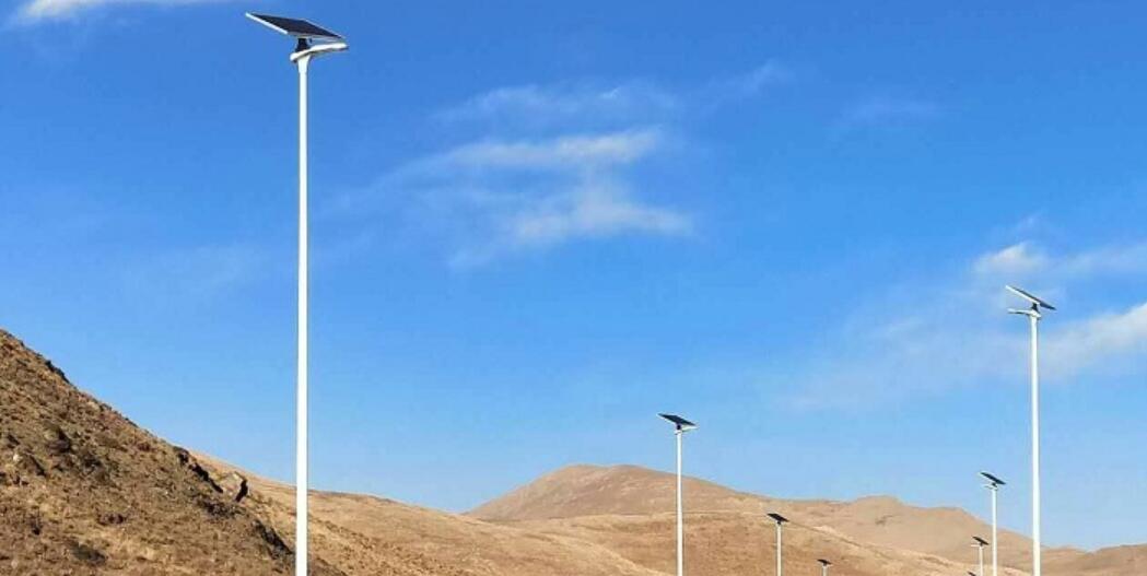 太陽能臥式路燈的特點(diǎn)